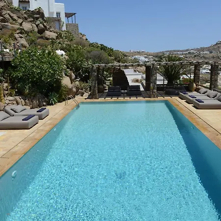 Topos Exclusive Mykonos Agios Ioannis Diakoftis