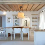 Topos Exclusive Mykonos *