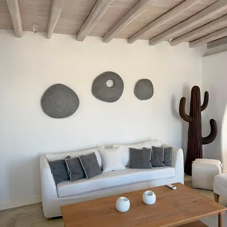 Topos Exclusive Mykonos Agios Ioannis Diakoftis