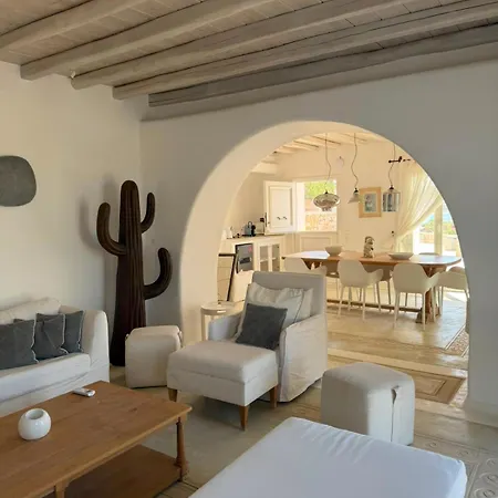 Topos Exclusive Mykonos