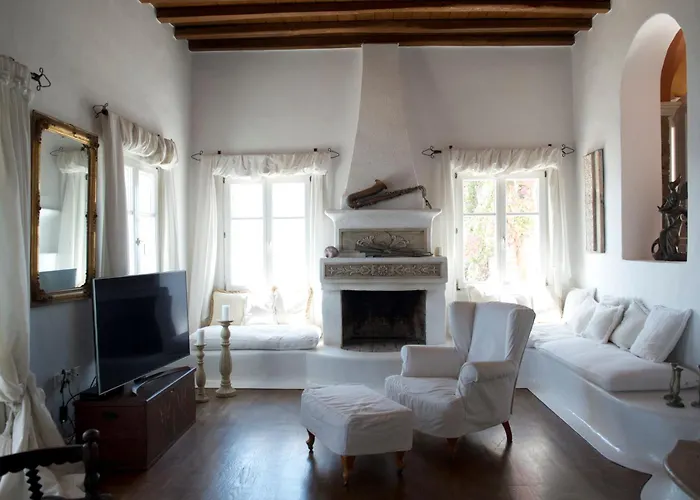 Topos Exclusive Mykonos Villa