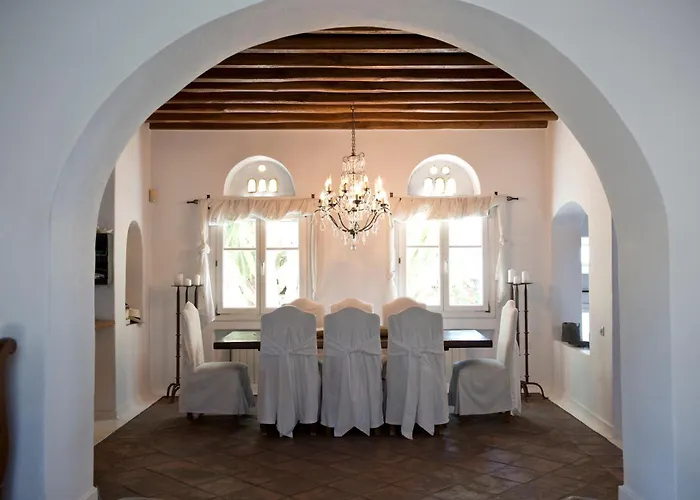 Topos Exclusive Mykonos Villa *