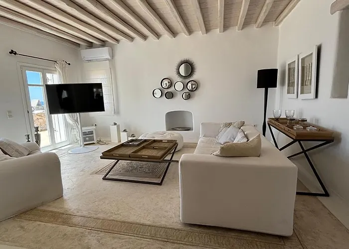 Topos Exclusive Mykonos Villa Agios Ioannis Diakoftis