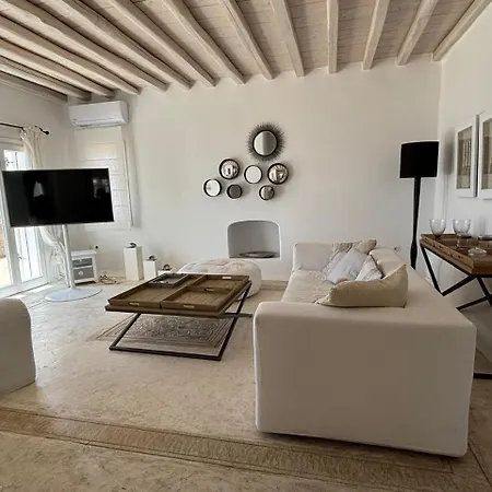 Topos Exclusive Mykonos Villa Agios Ioannis Diakoftis